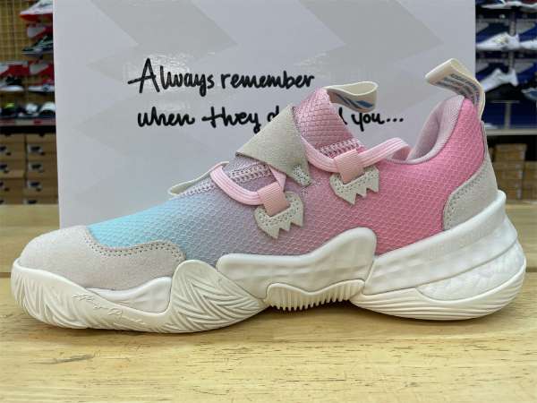 adidas basketballより、トレイ・ヤング初のシグネチャーモデル『Trae