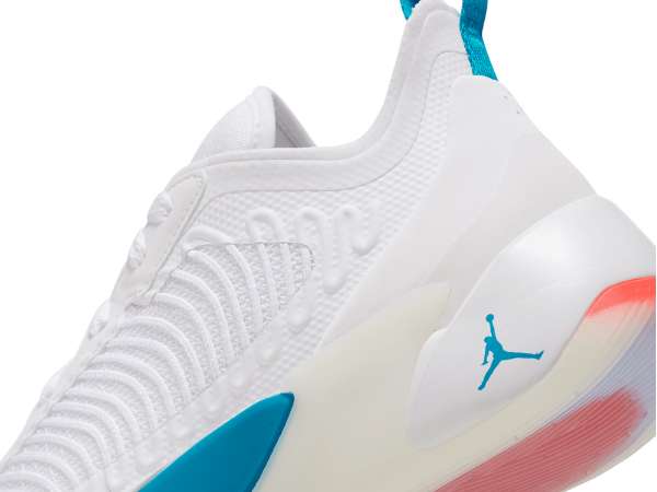 ルカ・ドンチッチの1stシグネチャーモデル『JORDAN LUKA 1 PF』9月28日
