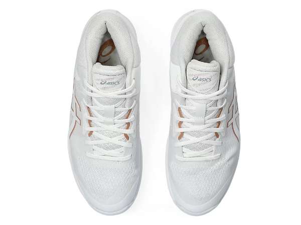 女性プレーヤーの足元を支える『ASICS LADY GELFAIRY 9』が発売