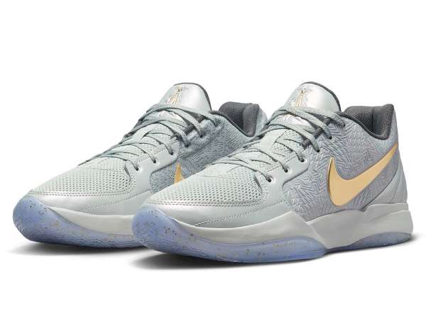 クリスマス気分を盛り上げる『NIKE JA 2 