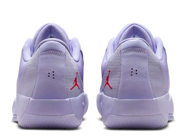 ルカ・ドンチッチシグネチャーシューズより『JORDAN LUKA 4 PF
